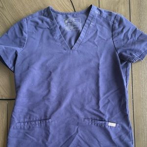 FIGS XS navy Casma scrub top.